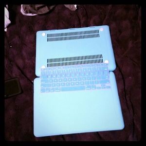 Macbook pro hard shell cover