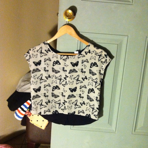 Butterfly top