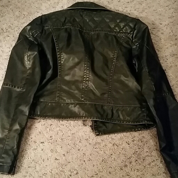 SOLD Big Chill Vintage Moto Jacket - Picture 2 of 4