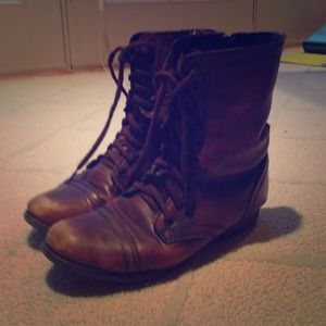 Brown leather Steve Madden Troopa combat boot