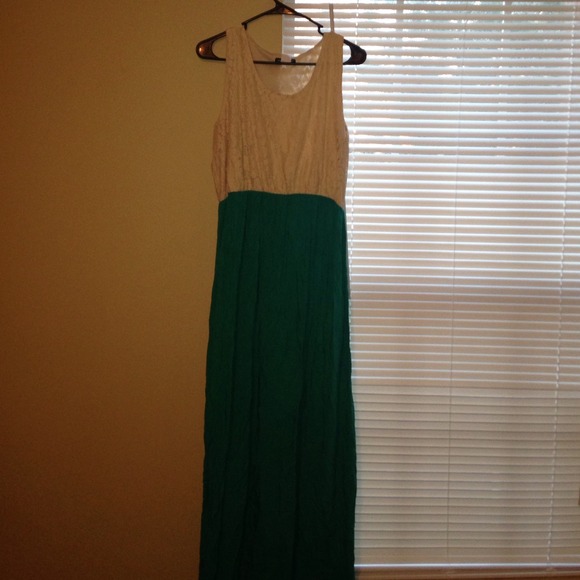 A turquoise and cream maxi dress size 3X