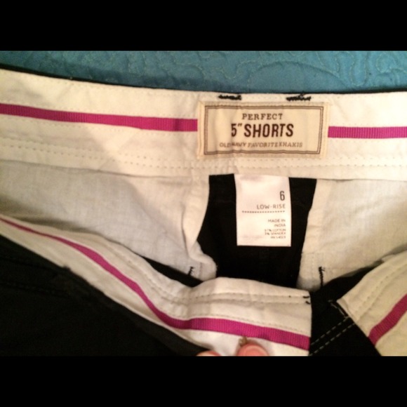Old Navy shorts size 6 - Picture 3 of 3