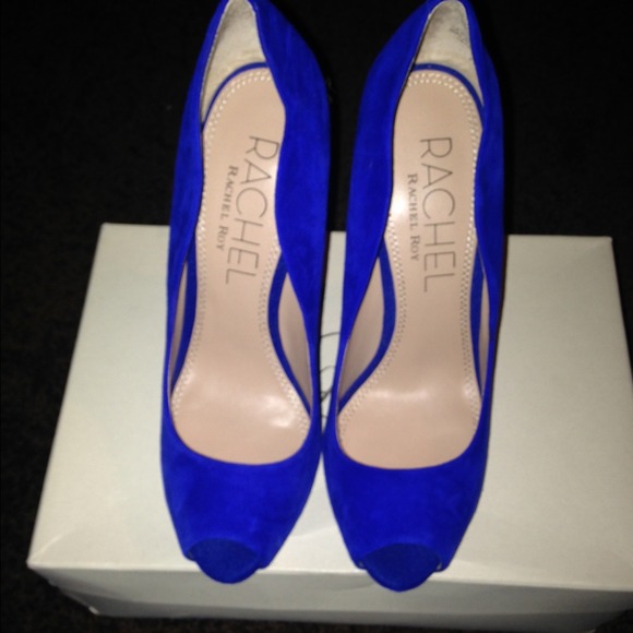 Rachel Roy pumps