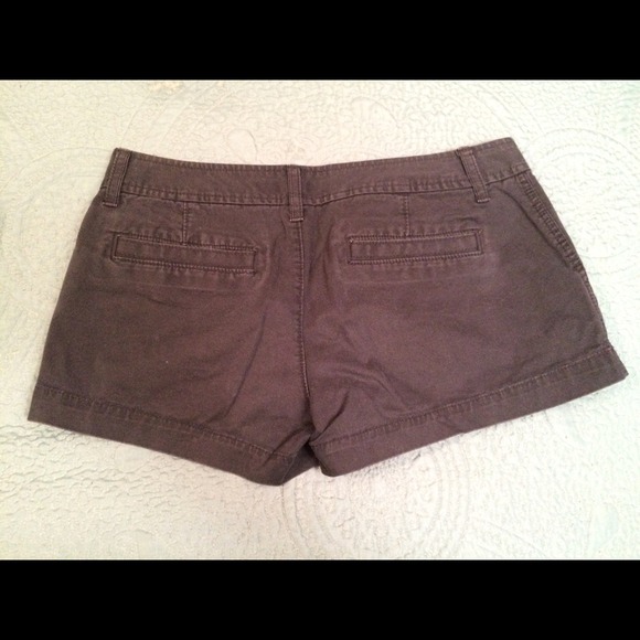 Navy blue shorts size 6 - Picture 2 of 3