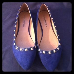 Royal blue suede flats with gold studs&pointed toe