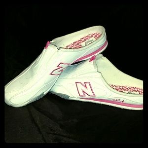 New balance pink ribbon slip on shoes