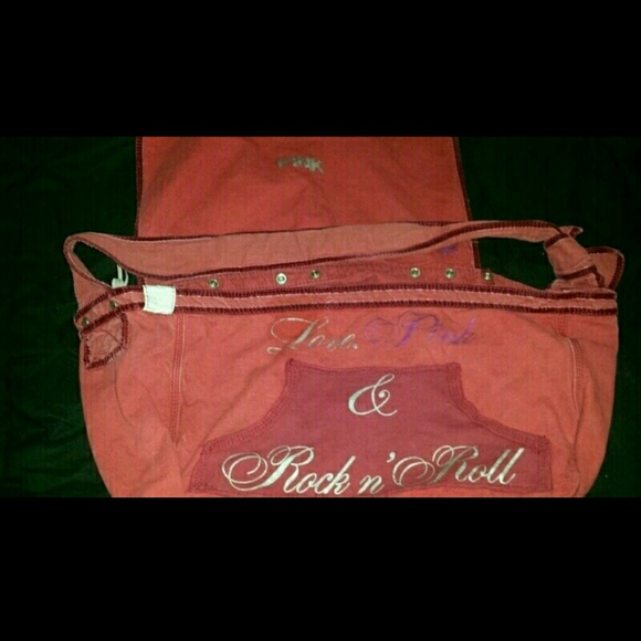 X large Victoria Secret Overnight bag - Picture 2 of 3