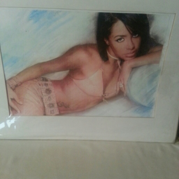 Gone but  not forgotten aaliyah - Picture 3 of 3