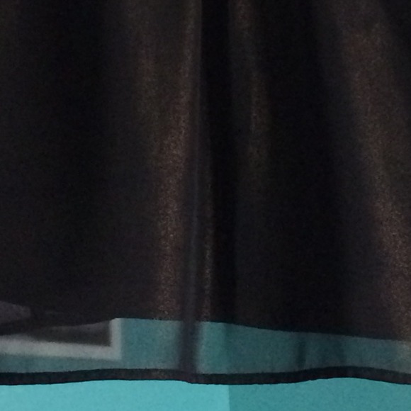 Studded spaghetti strap fashionable top - Picture 4 of 4