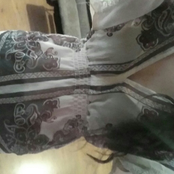 Top - Picture 2 of 2