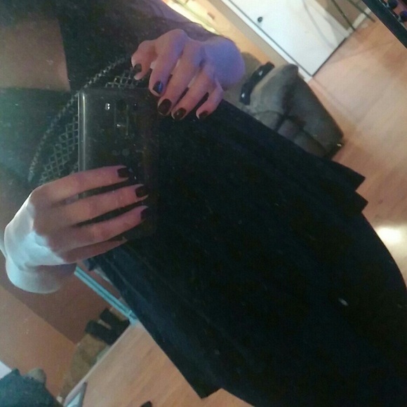 Top - Picture 3 of 4