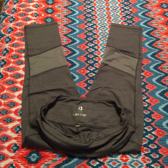 90 Degree fitted heather grey yoga crops
