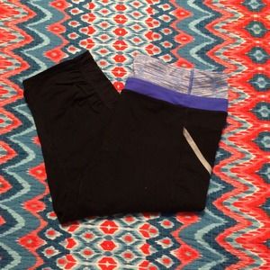 90 Degree fitted blue, black and grey yoga crops
