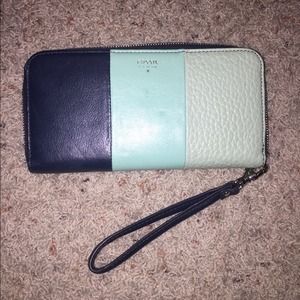 Fossil wallet