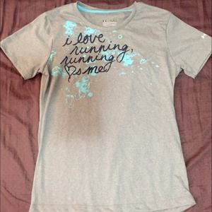 NWOT UA heatgear running shirt