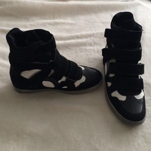 Wedge sneakers