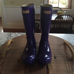 Hunter boots, purple, kids size 6