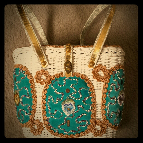 Vintage basket bag