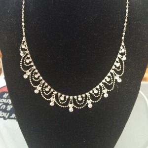 Icing crystal necklace