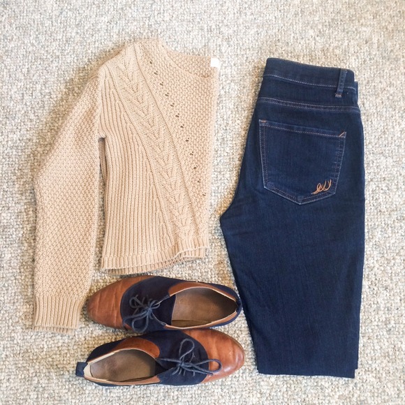 Forever 21 Sweaters - Forever 21 Crop Sweater