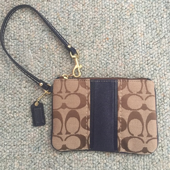 Coach wristlet Brand New/ NWT