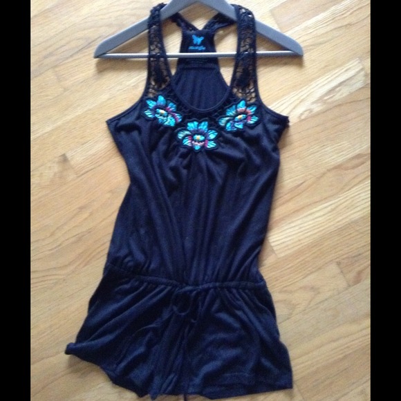 Energie Tops - ENERGIE Embroidered Racerback Tee Romper, Sz L