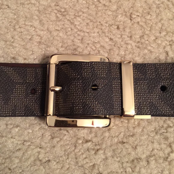 Michael kors belt