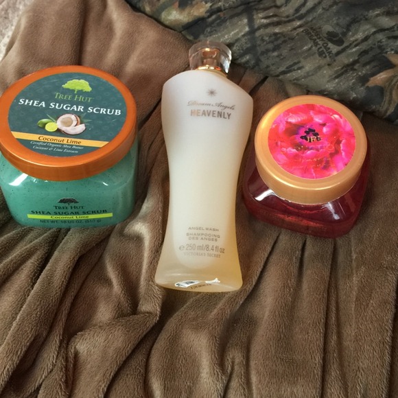 Body bundle! Victoria's Secret & Tree hut
