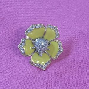 Yellow flower ring