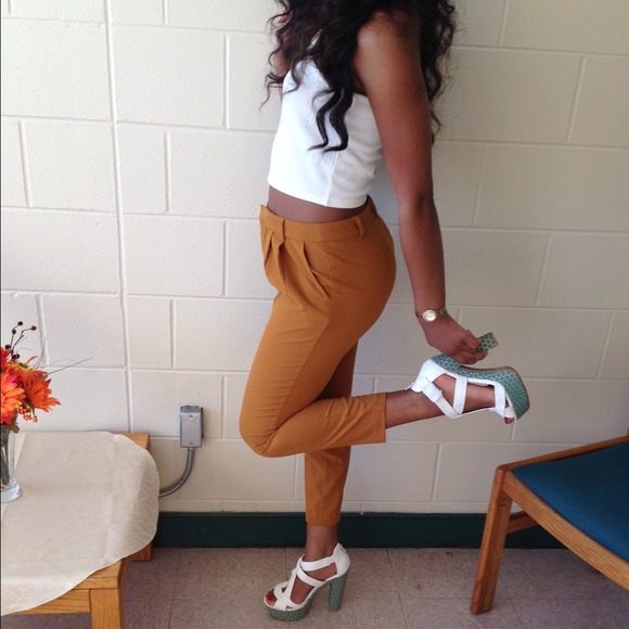 Color Block Seaform Green Heels - Picture 3 of 4