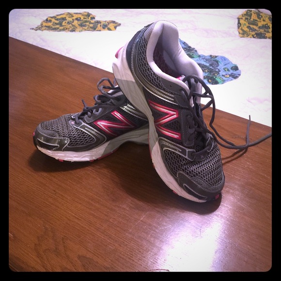 Running shoes