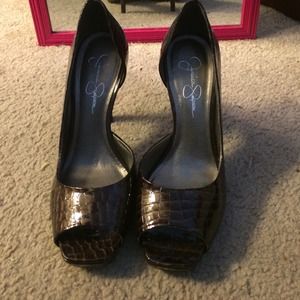 Jessica Simpson heels