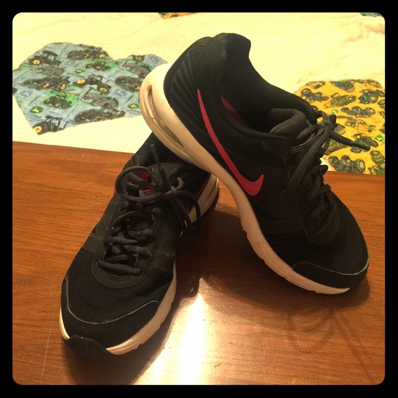 Running shoes