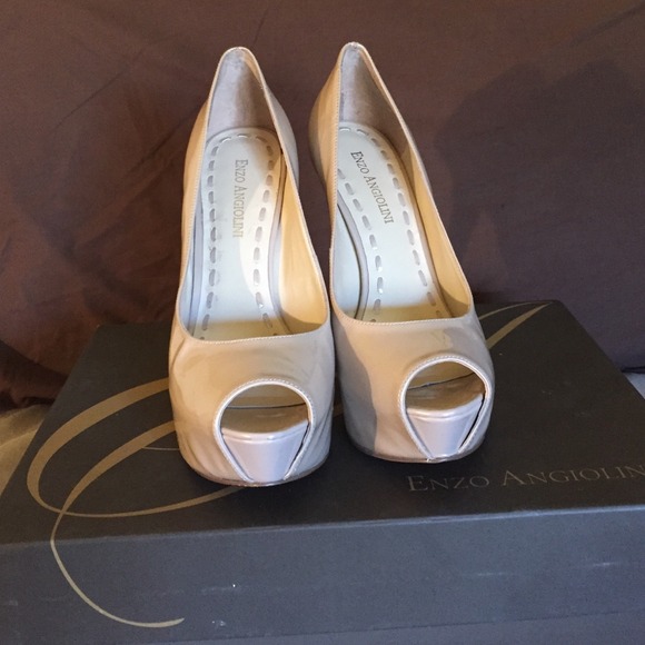Sim-new Peep Toe