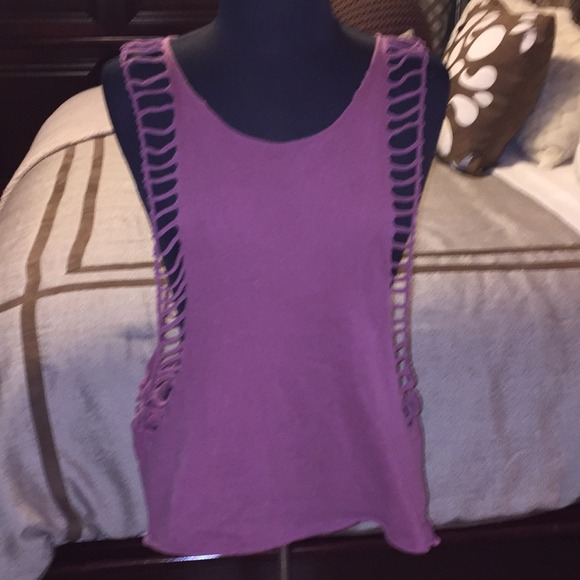 SOLD ☄️Lavender Distressed Tank - Picture 2 of 4