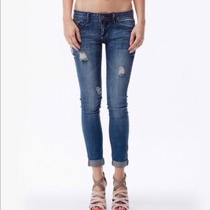 Destroyed skinny jean