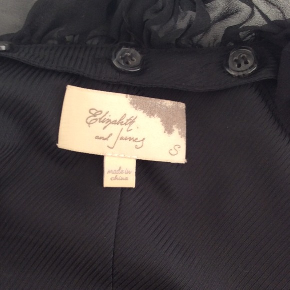 Black Vest with Removable Ruffles - Picture 4 of 4