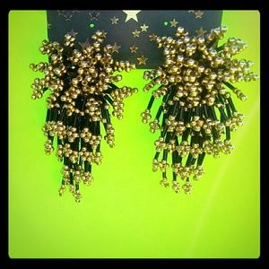 Beaded vintage clip on earings