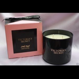 Victoria secret candle