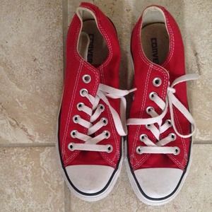 red converse.