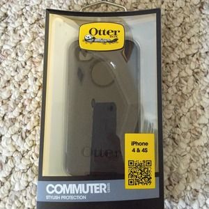 OtterBox Commuter case for 4&4S
