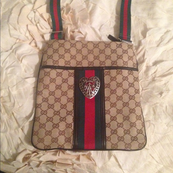 Gucci cross body bag