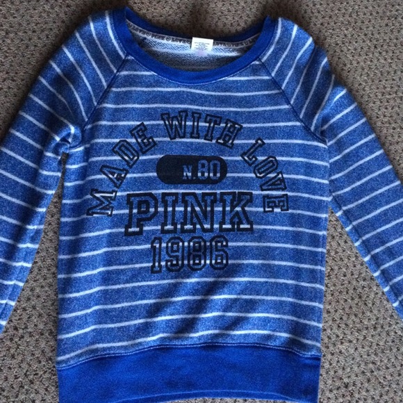 🎉PRICE DROP🎉VS PINK Sweater