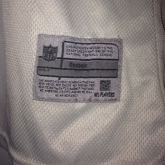 Eagles #7 jersey Michael Vick - Picture 2 of 4