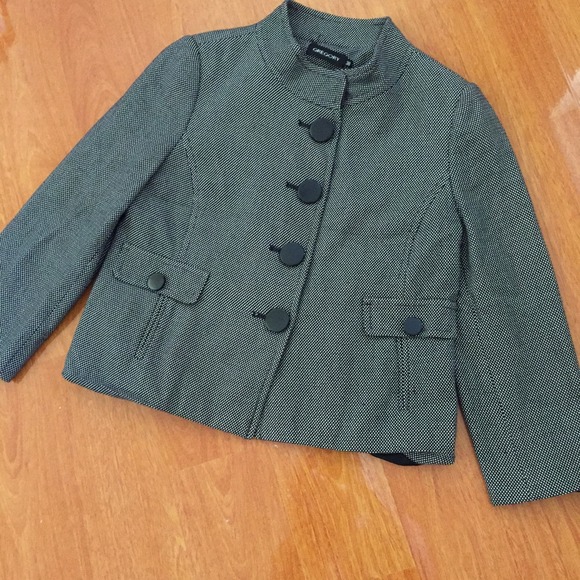 Blazer - Picture 3 of 4