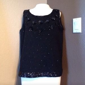 Beaded top Vintage chic! Classic holiday! Final price holiday!