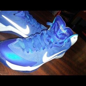 Nike HYPERDUKKNESS