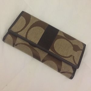 Authentic Coach Wallet