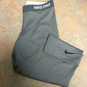 Nike Pro Workout Leggings