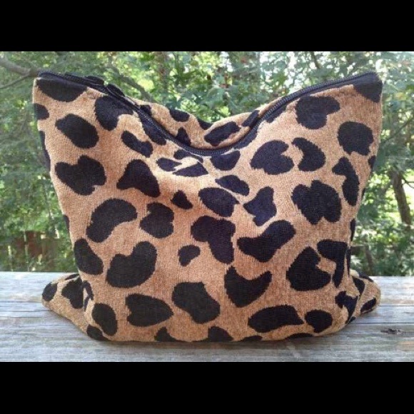 NWOT Handmade Leopard Clutch